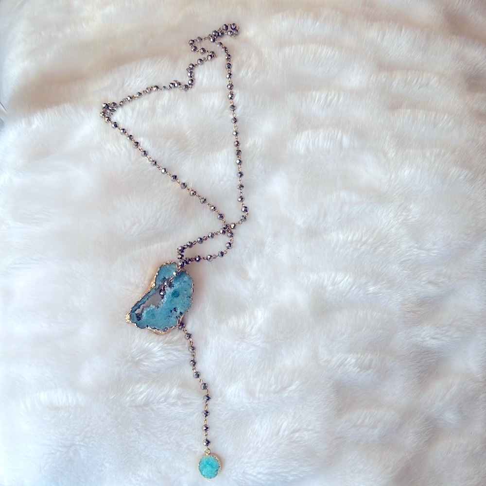 Rare gem necklace like new